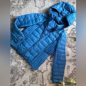 Cute lightweight puffer jacket sz small womens 4-6